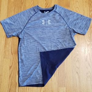 Mens Under Armour Fitted Tshirt, Med.